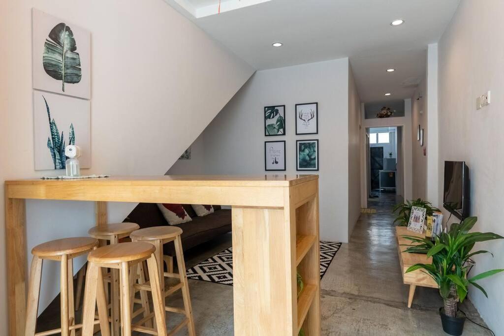 New Granny Cozy House Georgetown 2-6Pax Βίλα Εξωτερικό φωτογραφία